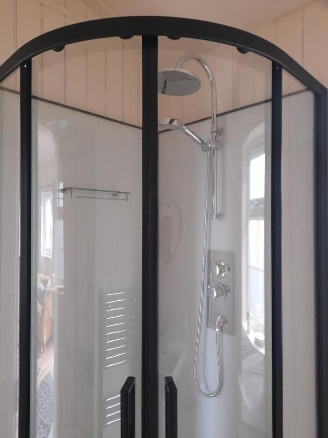 Dinky'S Den Appartement Coverack Buitenkant foto
