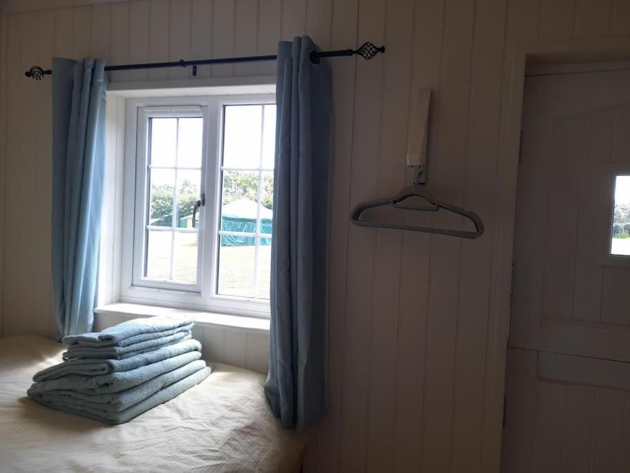 Dinky'S Den Appartement Coverack Buitenkant foto